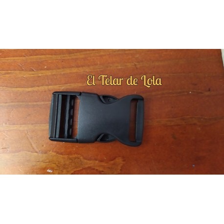 HEBILLA MOCHILA PLASTICO NEGRA 30MM