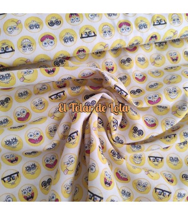 ESTAMPADO EMOJIS F/ BLANCO