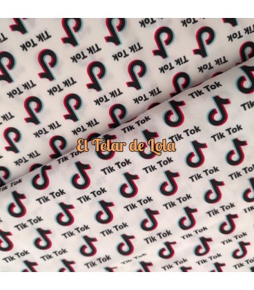 TIK TOK FONDO BLANCO