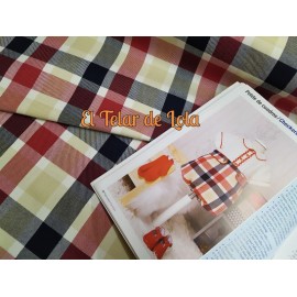 FRANELA CUADROS MARFIL/ROJO 25 CMS